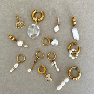 Mix and Match Earrings Pearl Edition